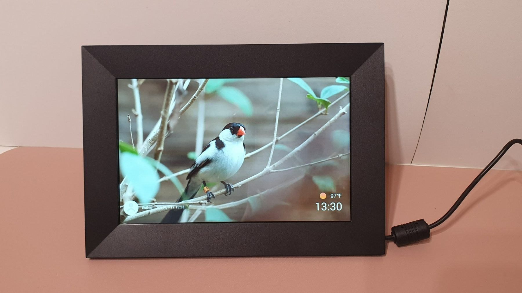 PiXi™ Smart Electronic WiFi Digital Picture Frame Display photo review