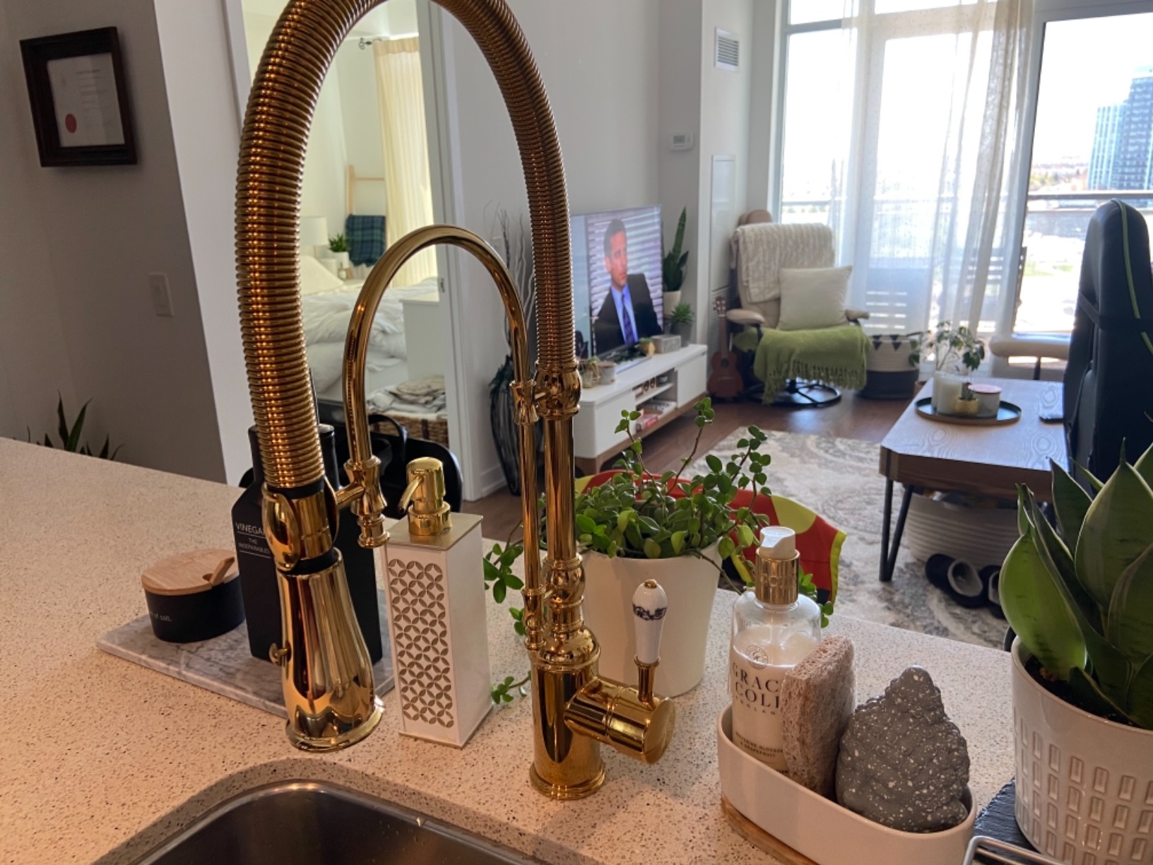Spootly™ Luxury Copper Kitchen Sink Faucet Single Hole Faucet photo review
