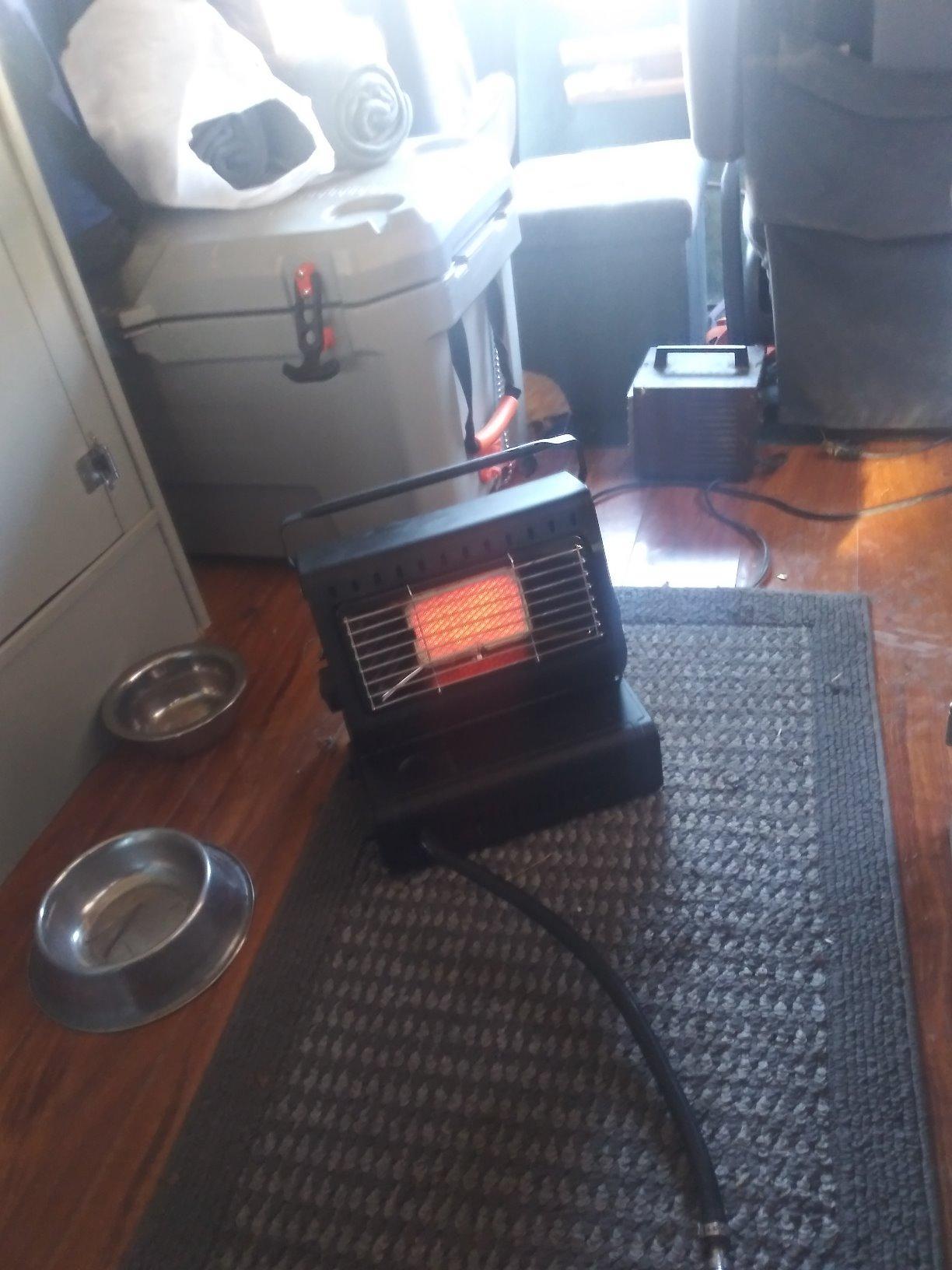 2-in-1 Gas Portable Heater with Gas Canisters photo review