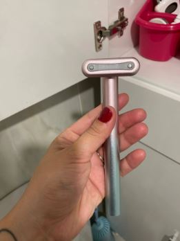 EyeGlow™️ Red Light Therapy Wand & Eye Massager photo review